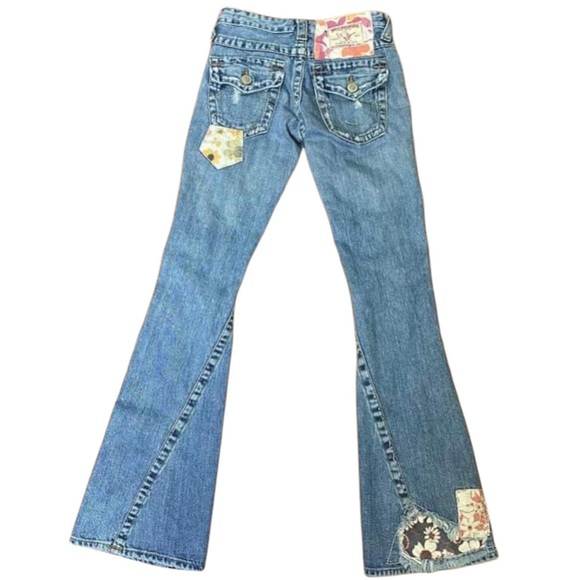 True Religion Flare Leg Floral Patchwork Quilted Distressed Jeans - Picture 7 of 10